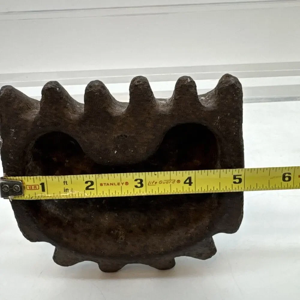 VINTAGE 1898 CAST IRON CLAW GUTTER MOLD DIE ANVIL, for FORMING COPPER GUTTERS